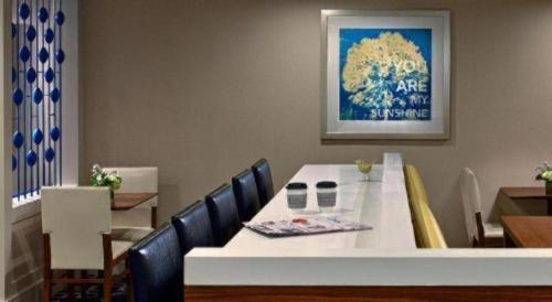 Sonesta ES Suites Colorado Springs 3