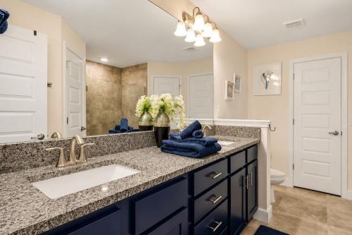 Cape Coral Home with Pool Spa & Playful Beach House - image 2