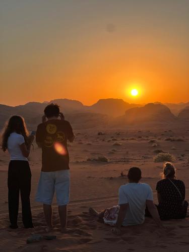 Wadi Rum Jeep Tours & Bedouin Camp - Salem Road Camp in Ваді Рум