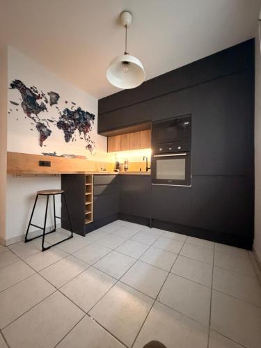 Duplex T3 Moderne au Metro - Clim & Parking Privé 4