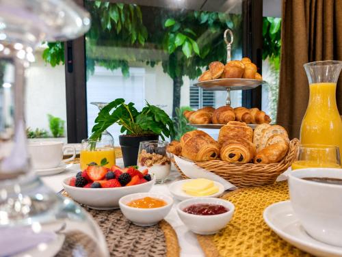 อาหารและเครื่องดื่ม, Family House Assinie - Hôtel & Villas (Family House Assinie - Hotel & Villas) in อัสซินี-มาเฟีย