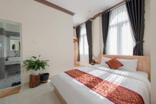 Bianco operate by Vital in Xuan Huong Lake
