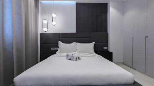Beautiful apartment with gym - image 3