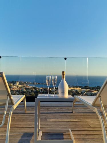 Le rooftop face à Bendor -Terrasse 100m2 vue mer