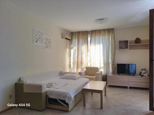 July Morning Seaside Resort Apt A06 in Каварна