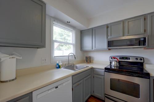 Hudson Valley Duplex: Hike, Sip + Explore! in Milton (NY)