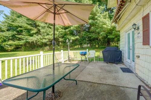 Patio + Yard: Extended Escape in Hudson Valley! in Milton (NY)