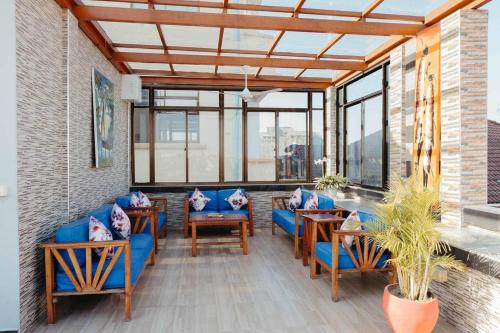 Chic and Stylish apartment at Arikays homes A-2 - image 3