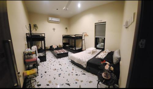 عريش ماجد بيت بالكامل Full House in Al Masnaah