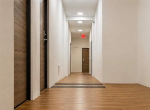 Down Towns Apartments - image 5