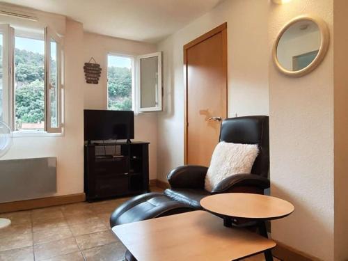 Appartement avec parking en centre-ville - 3 pers. - FR-1-703-234
