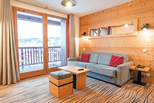 Appartement 2 Pièces 4 Personnes MAE-9683