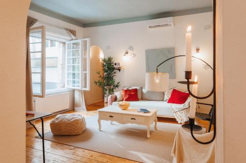 Company Mansion with Cinema & Balcony Old Town