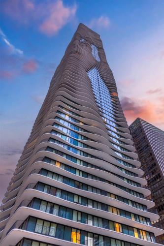 Radisson Blu Aqua Hotel Chicago