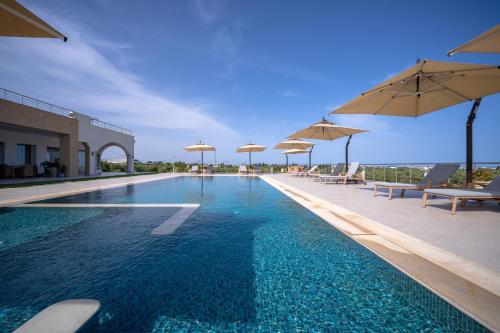 Varanda/terraço, Dar Aïcha - Villa Vue Mer - Piscine Privée - 9 Suites - Tazarka Cap Bon (Dar Aicha - Villa Vue Mer - Piscine Privee - 9 Suites - Tazarka Cap Bon) in Korba