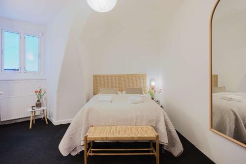 The Copenhagen-Style Lake Loft for 2