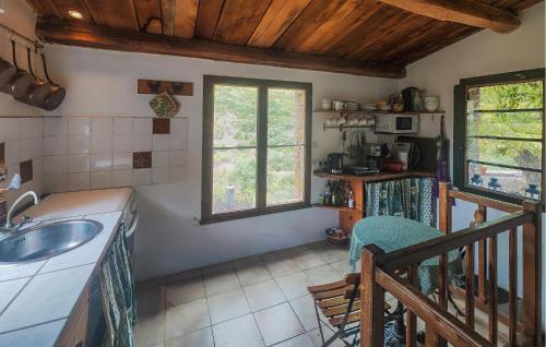 Kitchen, 3 Bedroom Beautiful Home In Roquebrun in Roquebrun