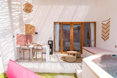 Las Casitas, 1BR Boho Villas with Private Plunge Pool in Uluwatu