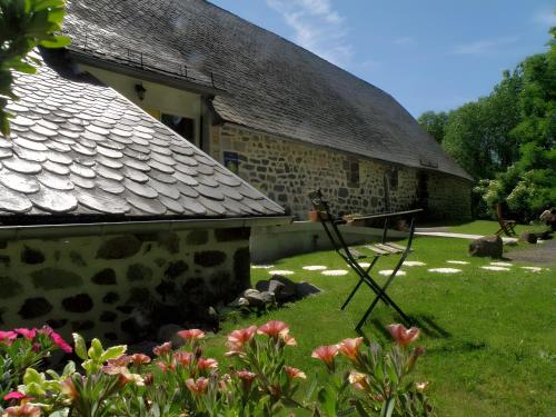 Exterior view, Gite Domaine de Bos in Cros (Auvergne)