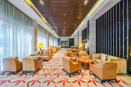 Pub/salong, Howard Johnson by Wyndham IFC Plaza Ningbo in Ningbo