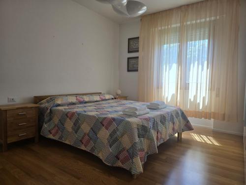 Modern three-room apartment with Parquet and Air Conditioning - I Limoni