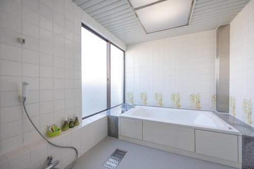 Bathroom, ホテル マッセリゾート 名古屋 大人専用 in Chikusa