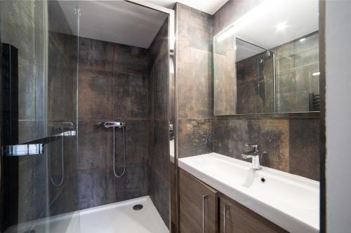 Les Deux Suites in Bourg-les-Valence