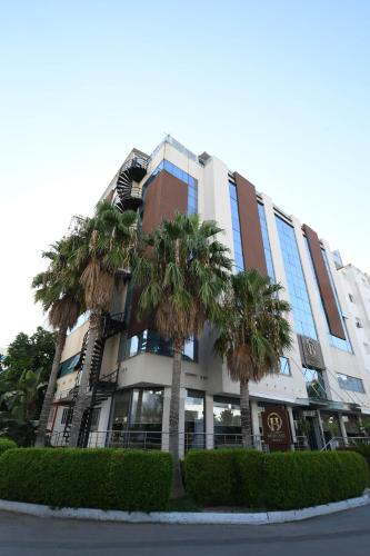 Business Hotel