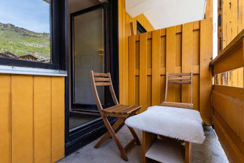 Residence Les Olympiades, Ski In-Out with WiFi in Val Thorens, "V15, V16" by Versant Collection