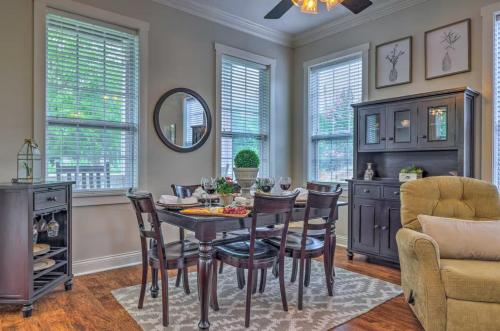 Creek Haus Walkable to Main Hot Tub Pet Friendly - image 3