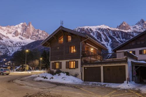 Chalet Scandinave - Ski-in out Piste Flegere - Next to Golf - By Cozee Rentals