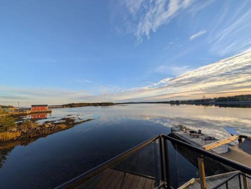 A Little piece of Paradise - stunning ocean views in Lunenburg (NS)