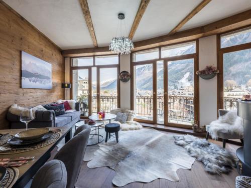 Diamond - Hyper Central 2 Bedrooms - Magnificent Views