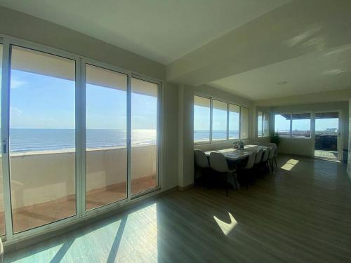 Espectacular Penthouse con Terraza Privada in Tucacas