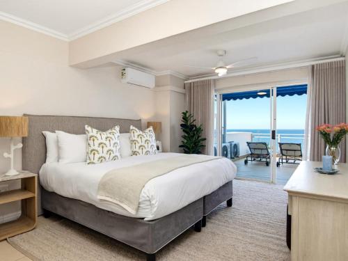 Beachfront Apartments Shakas Rock - Pebble Beach Direct Access Ocean Views - image 2