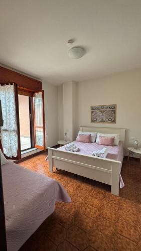 Villa Gaudi in Cornegliano Laudense
