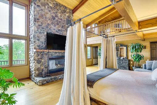 6,000-Sq-Ft Estate in Delaware River Valley in Frenchtown (NJ)