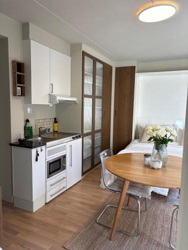 Apartment with a sunny balcony in Oslo in Bjerke