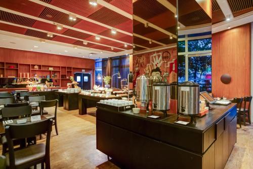 Restaurant, Radisson Blu Sao Paulo in São Paulo