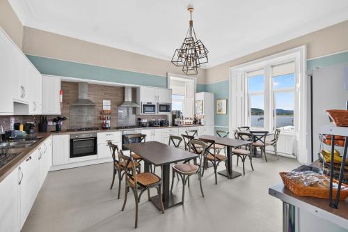 Corran House Guest House in Oban Town Center