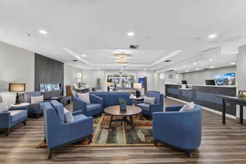 Лоби, SureStay Plus by Best Western Billings in Билингс, Монтана