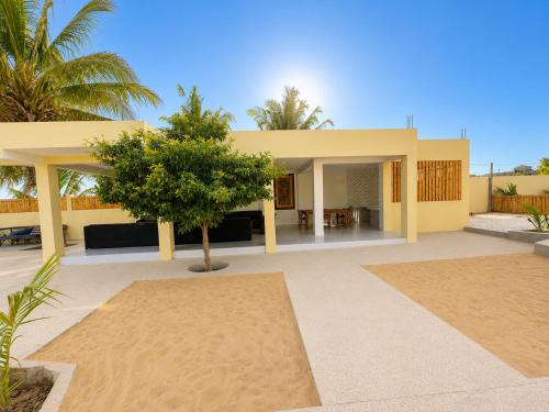 Skats, La Maison de Benoba Villa avec piscine au Lac Rose in Niaga