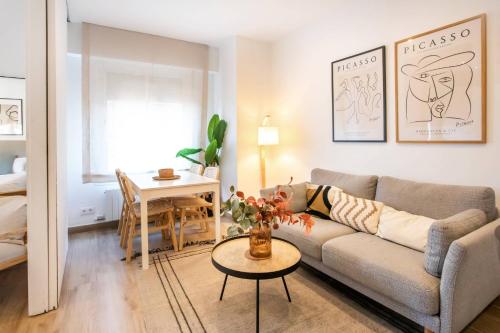 61IND1124- Beautiful apartment near sagrada famili