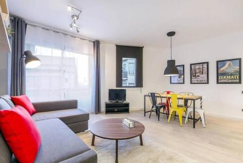 51SAM1021 - Modern apartment near Montjuic