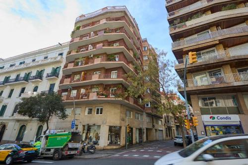 73COP1034 - Spacious apartment with terrace 2