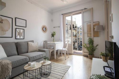32PAR1009 - Stylish and cute in Paralel