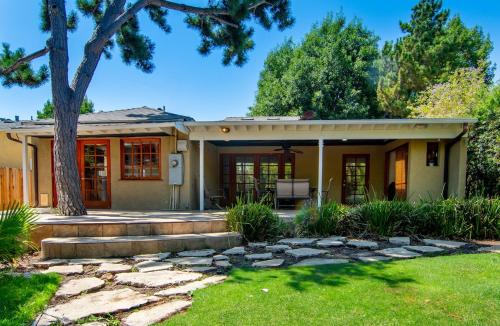 Sherman Oaks Villa Oasis 13 Mins to Universal