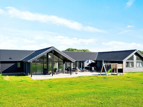  Luxury Retreat by the Sea - By Traum Ferienwohnungen in Sarup