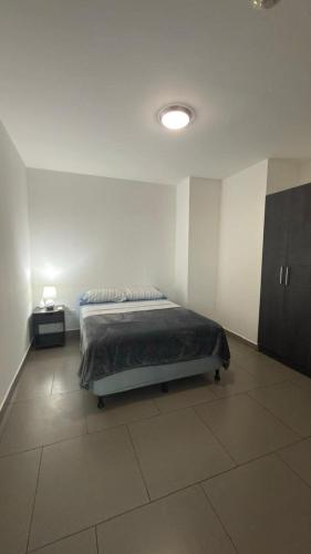 Premium apartment with city views - image 5