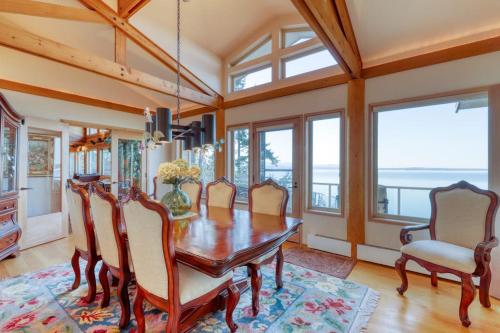Seascape Lodge in Freeland (WA)